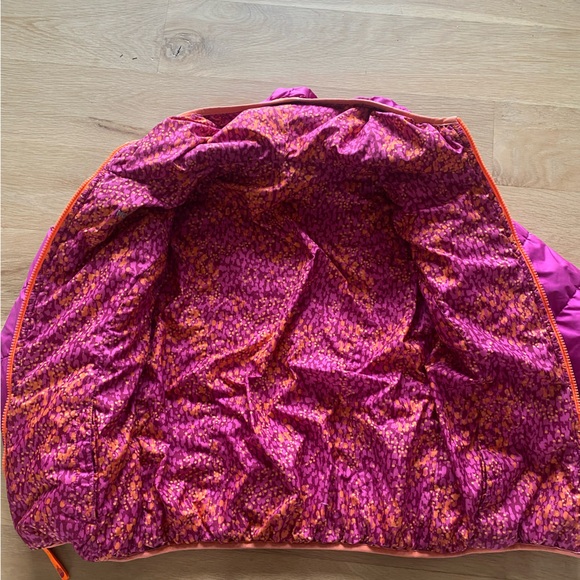 The North Face Gilr jacket size 10/12yr - Picture 3 of 6